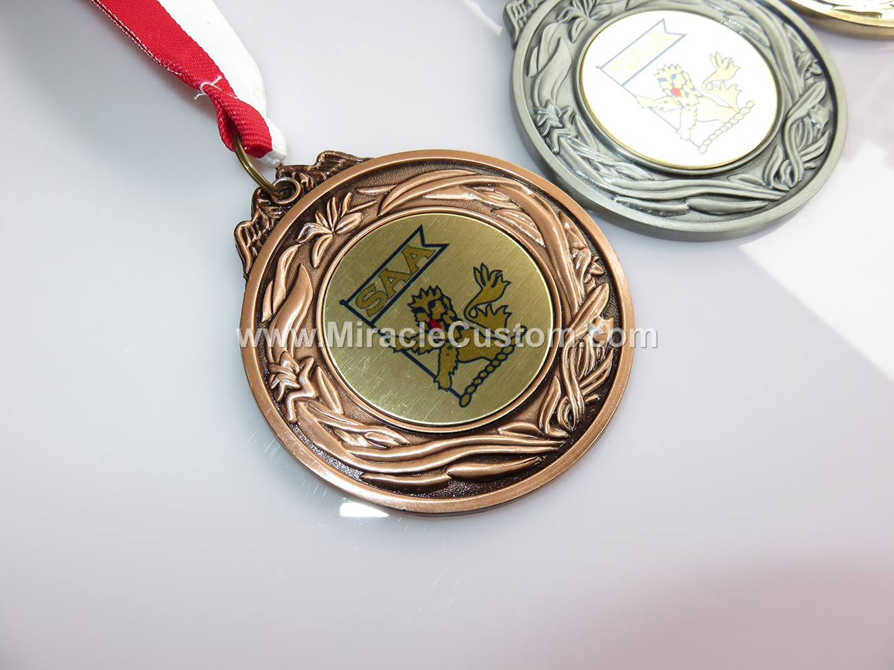 custom insert medals